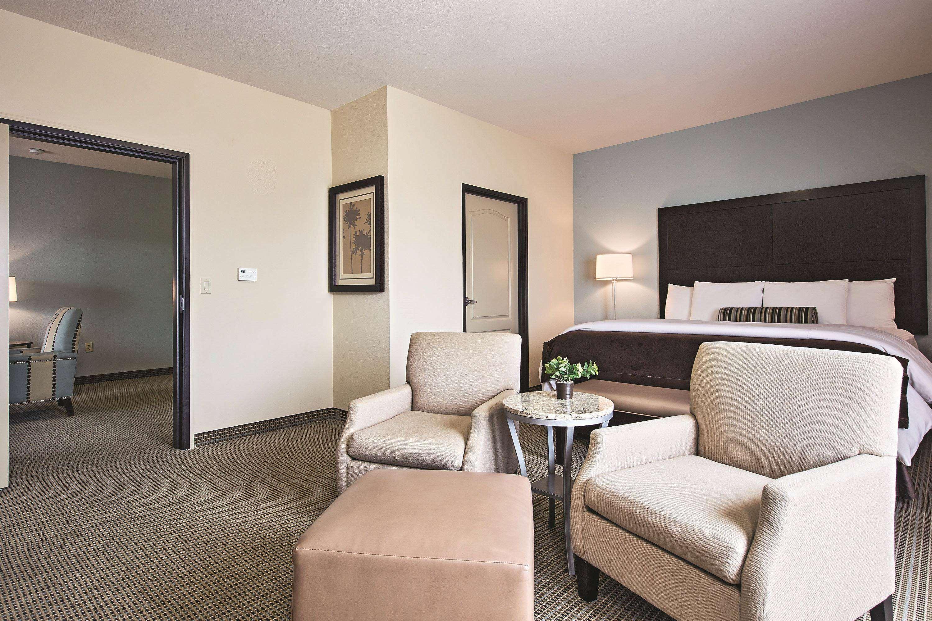 Hotel La Quinta By Wyndham Dfw Airport West - Euless Extérieur photo
