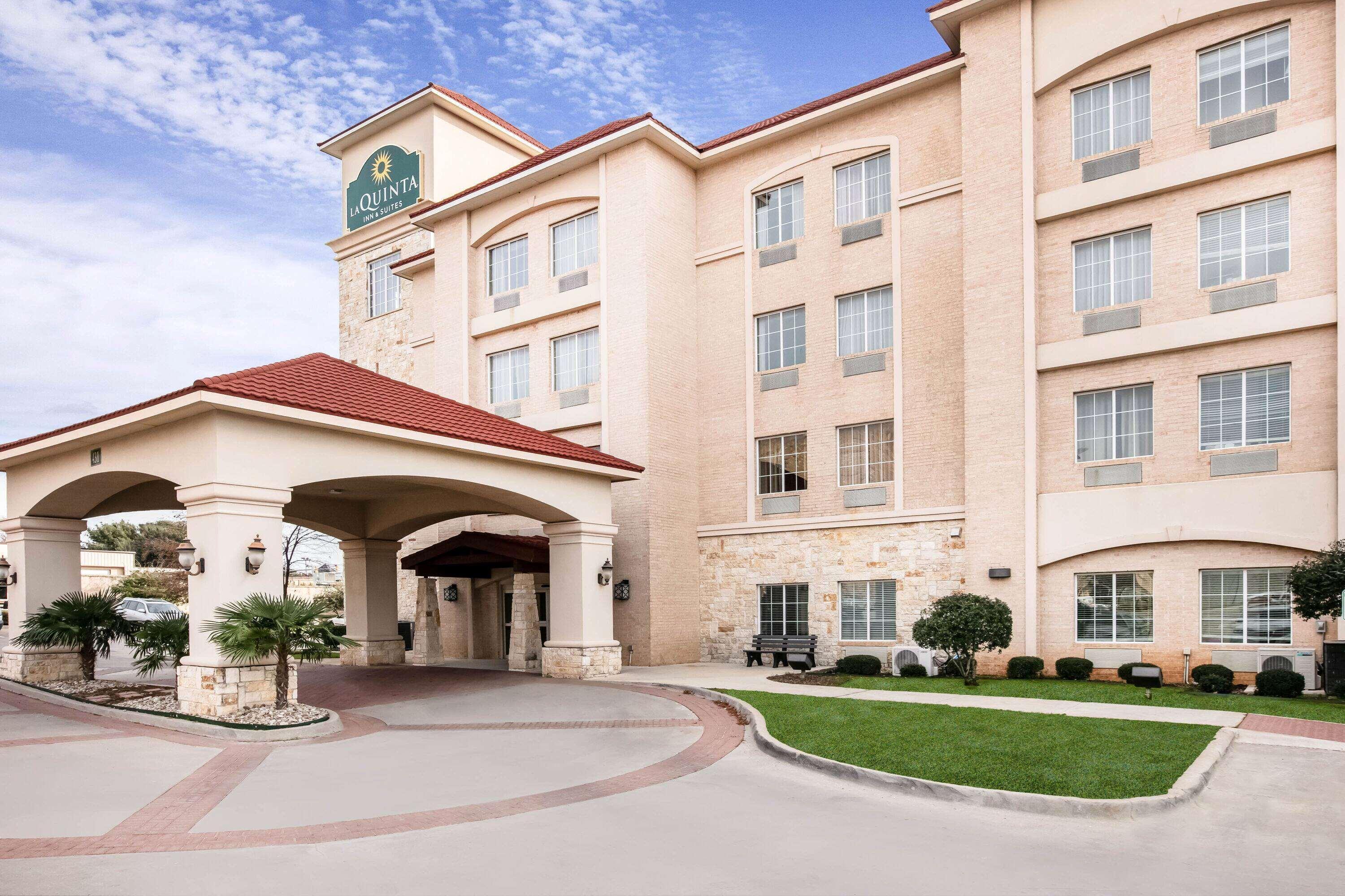 Hotel La Quinta By Wyndham Dfw Airport West - Euless Extérieur photo